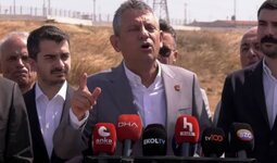 kapak_ozgur-ozelden-ozlem-cercioglu-ve-erdogana-sert-sozler-ya-iceri-atil-ya-ak-partiye-katil-...jpg