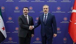 kapak_suriye-disisleri-bakanindan-turkiyeye-ziyaret-703481.jpg kapak_suriye-disisleri-bakanindan-turkiyeye-ziyaret-703481.jpg