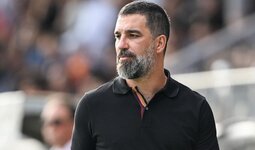 kapak_arda-turan-hakemin-ustune-yurudu-287854.jpg